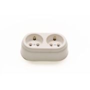 Розетка с/з 2-ая керамическая белый Арбат
