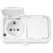 Пралеска Аква Розетка 2-ая с/з белая с крышкой со шторками РА16-303 открытой установки IP44