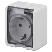 ЭРА Эксперт Розетка 1-ая с/з со шторками IP54 16АХ-250В, ОУ белый 11-2402-01