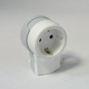 Legrand Элиум Розетка с/з 16А пластик с кронштейном для крепления к стене 050199