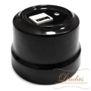 Розетка USB для зарядки 2000mA черный Lindas 32215
