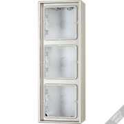 JUNG LS 990 Алюминий Коробка 3-ая для накладного монтажа с встроенной рамкой и основанием