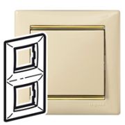 Legrand Valena Крем/Золото Рамка 2-ая вертикал. 774156