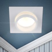 ЭРА KL88 WH Светильник алюминевый MR16/GU5.3,12V/220V, 50W белый Б0054354