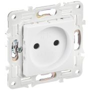 IEK SKANDY Арктический белый Розетка б/з 10А SK-R02W.