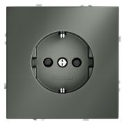 Розетка встраиваемая VOLTUM S70 с заземлением и защитными шторками, 16А, (титан)