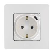 Legrand Etika Белый Розетка с/з со шт. 16А 250В с USB тип C 1500мА 7,5Вт безвинтовые зажимы