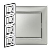Legrand Valena Алюминий/Серебряный штрих Рамка 4-ая вертикал. 770358